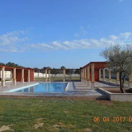 Nizza Villa *